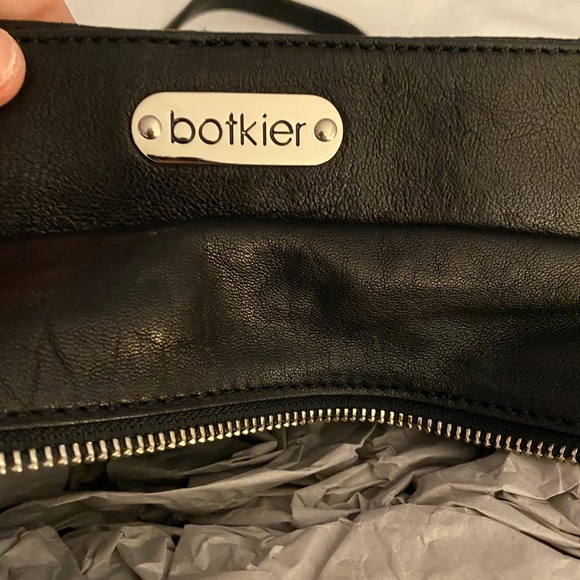 Handbag - Picture 3 of 3